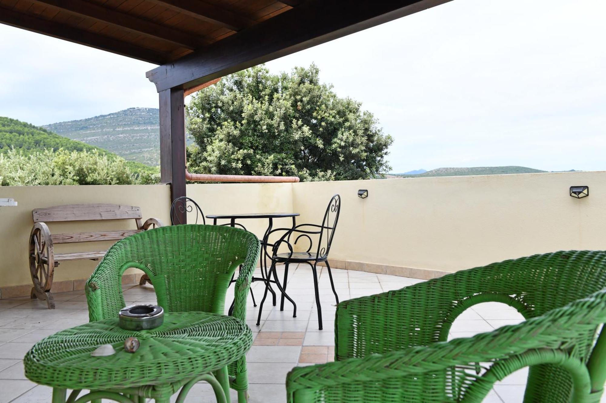 Fattoria La Traccia Villa เฟอร์ติเลีย ภายนอก รูปภาพ