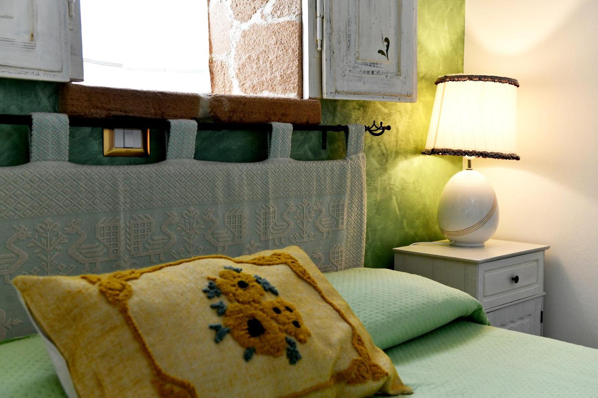 Fattoria La Traccia Villa เฟอร์ติเลีย ภายนอก รูปภาพ